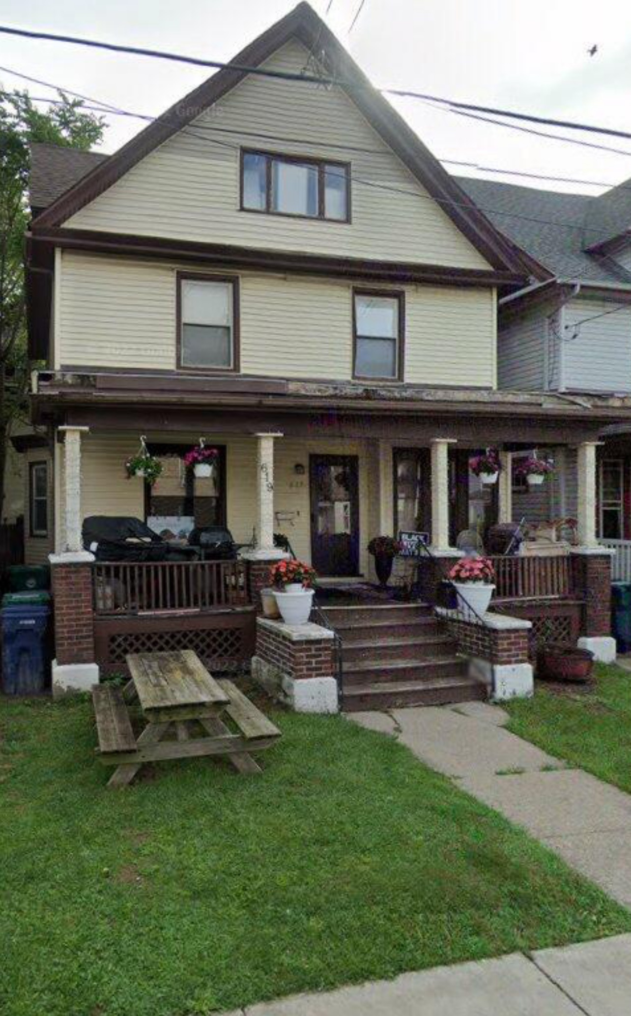 619 7th Street
